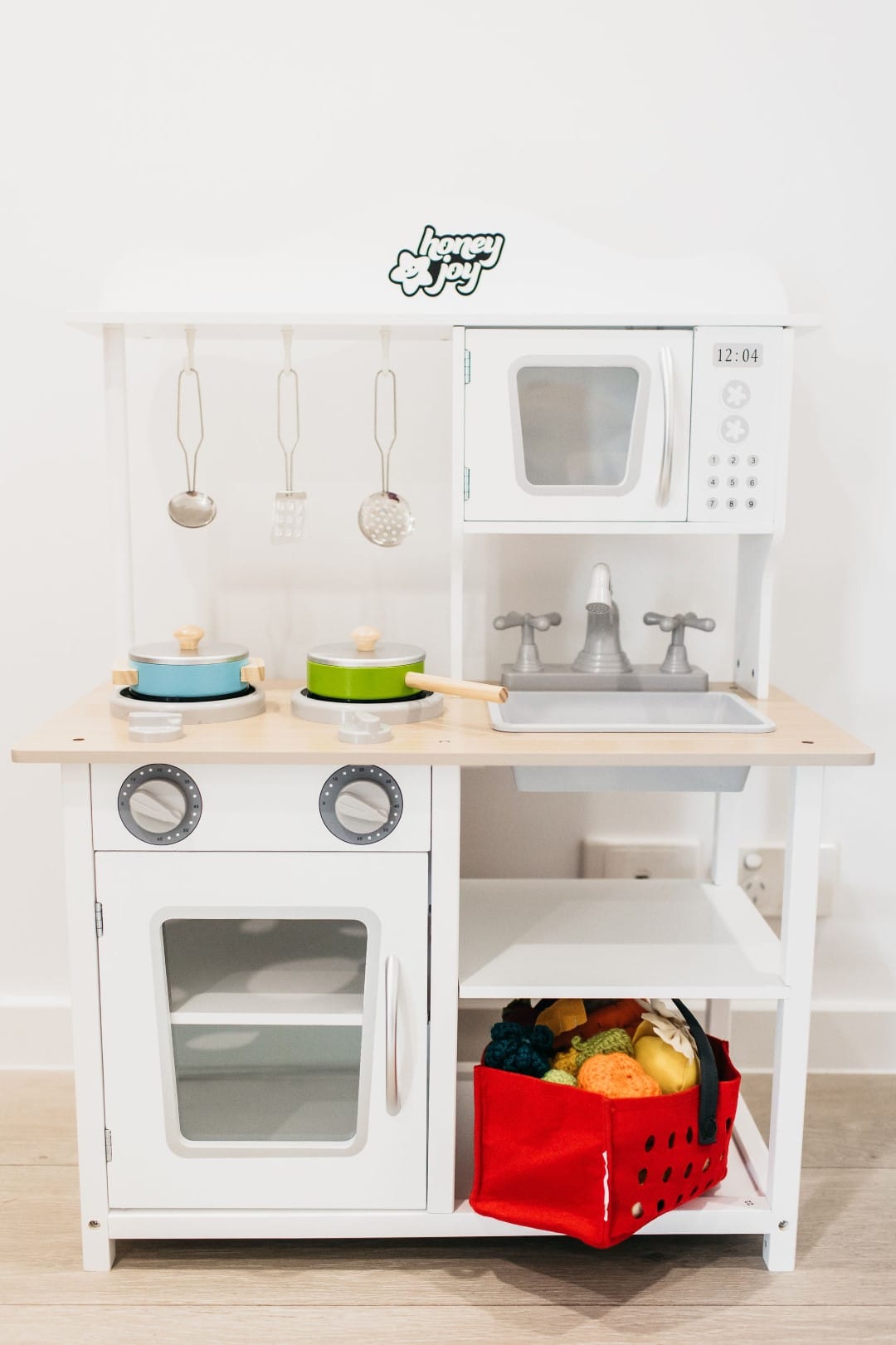 A child's kitchen stove